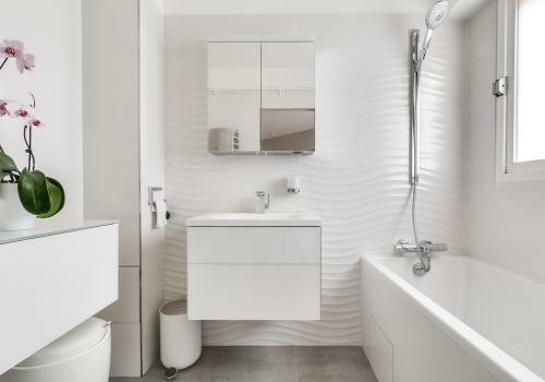 Tricks for Visually Expanding a Small Bathroom